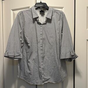 Liz Claiborne Men's Monochrome Button Down Shirt